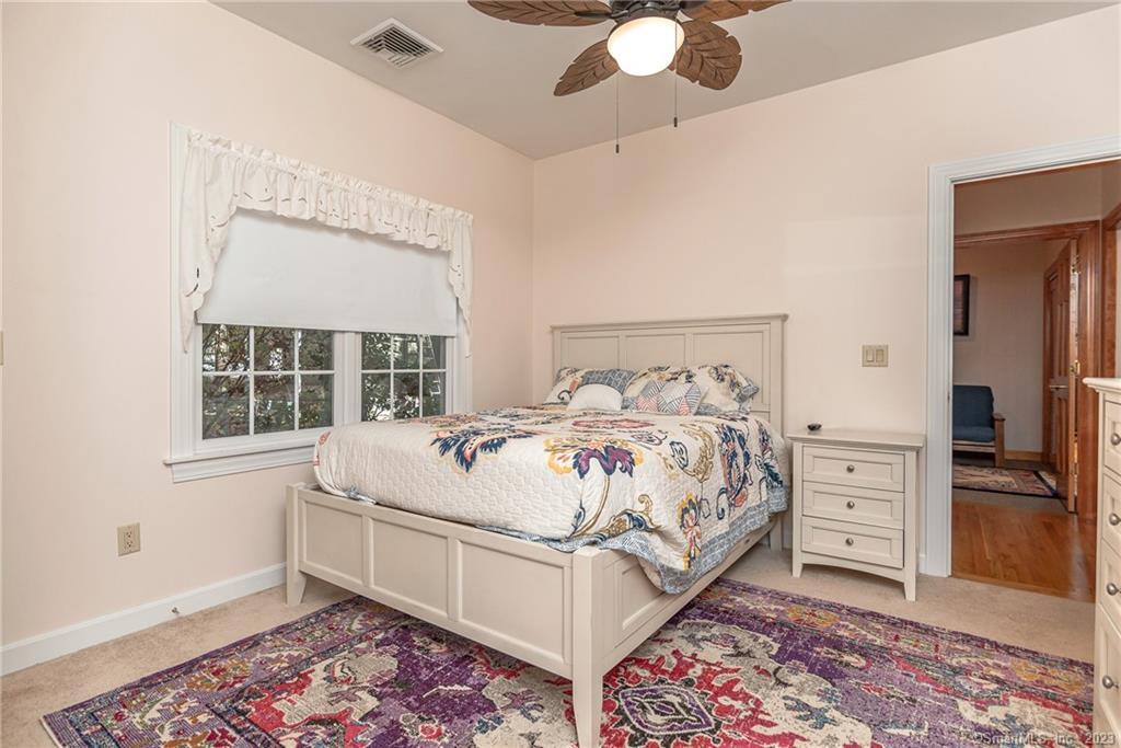 Killingly, Connecticut 06241, United States, 3 Bedrooms Bedrooms, ,2 BathroomsBathrooms,Residential,Active,237542