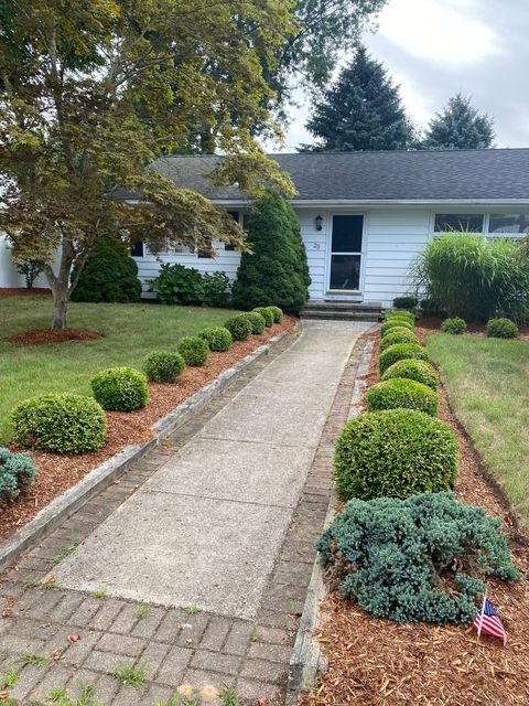 Photo of 25 Fenwood Road, Old Saybrook, CT 06475 (MLS # 24142323)