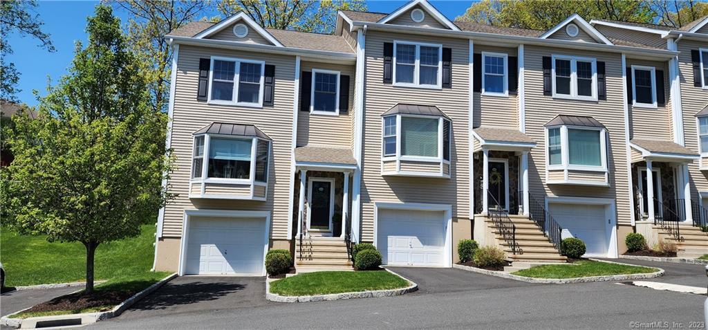Photo 1 of 37 of 15 Scuppo Road 1106 townhome