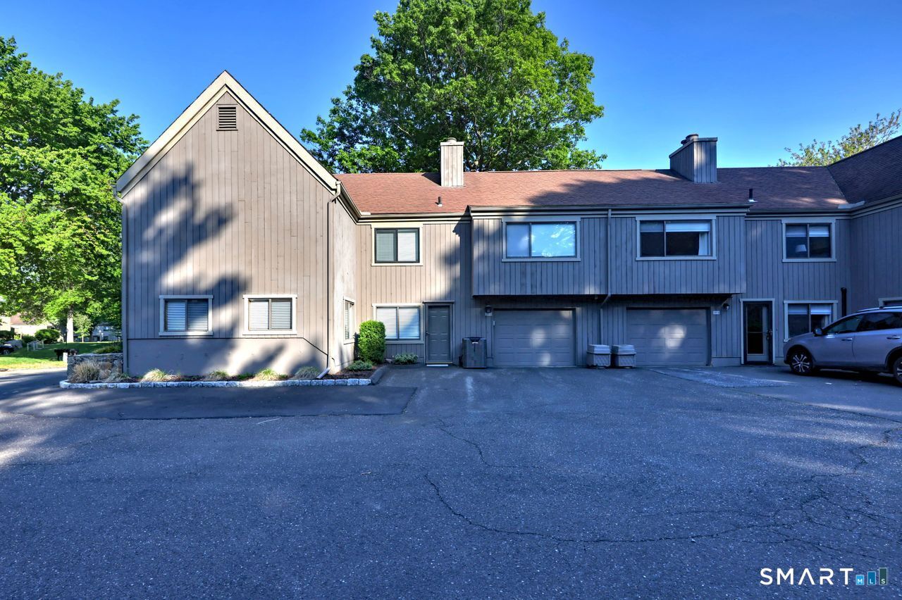 209 Acorn Lane B