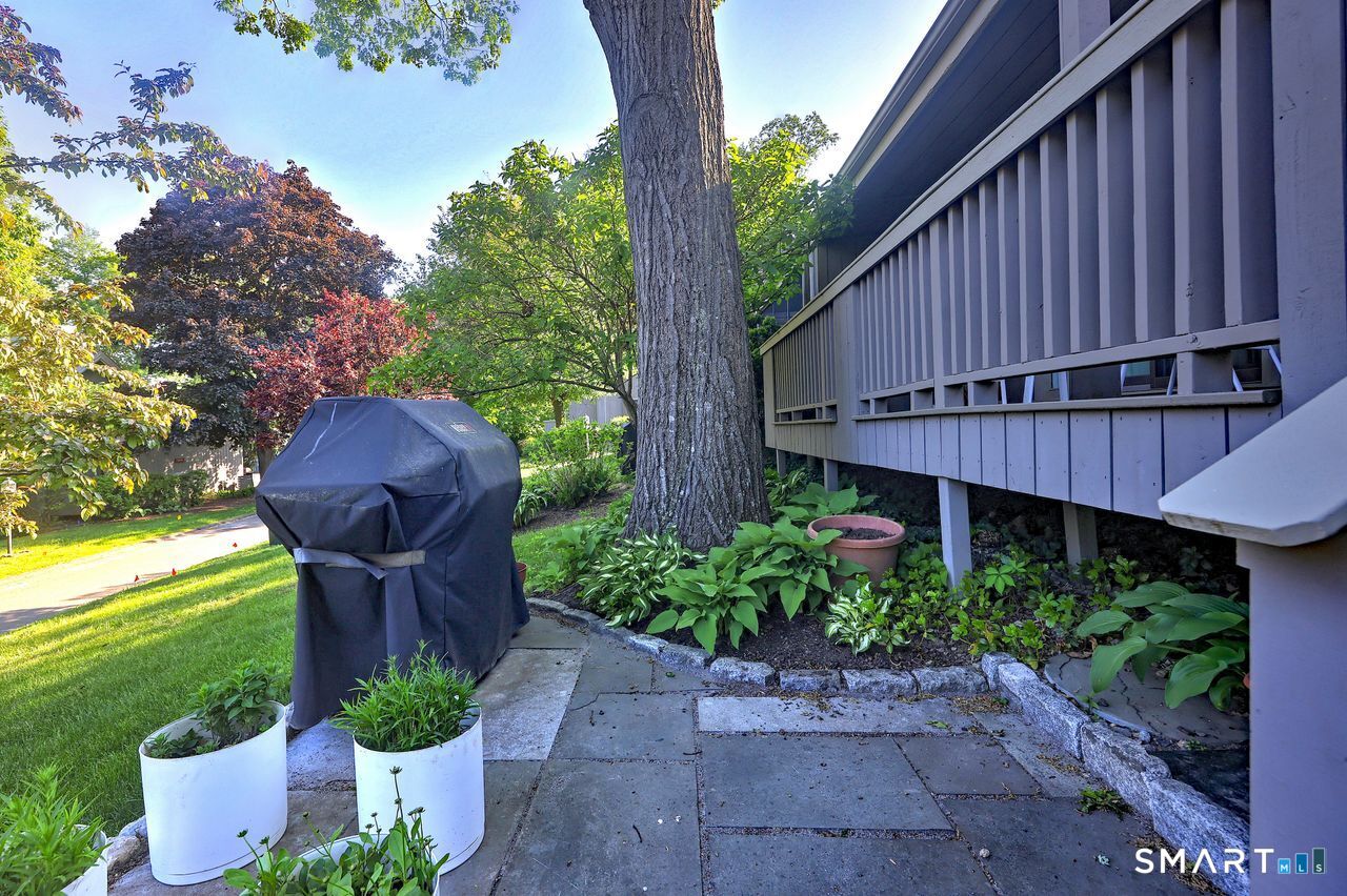 209 Acorn Lane B