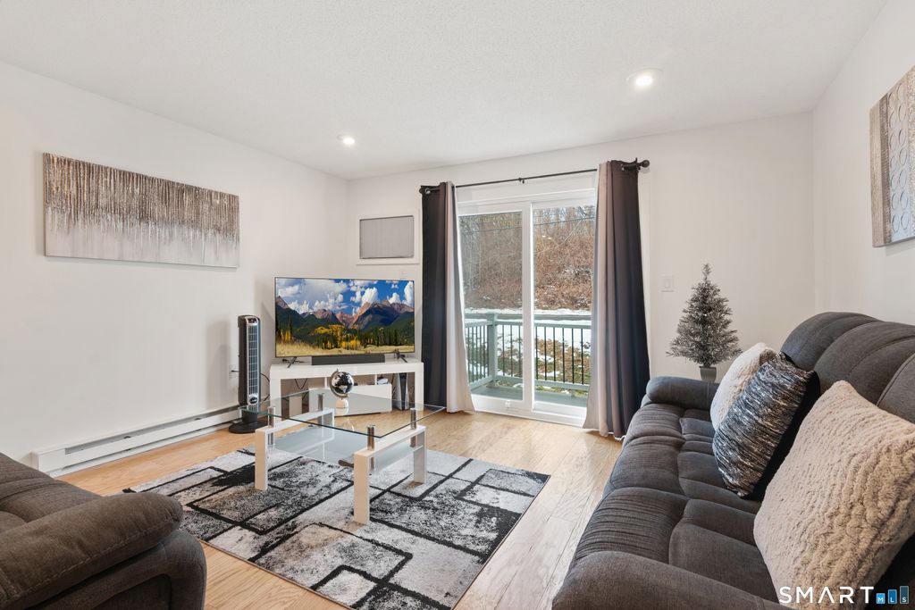 Photo of 1235 East Street #APT B, New Britain, CT 06053 (MLS # 24147889)