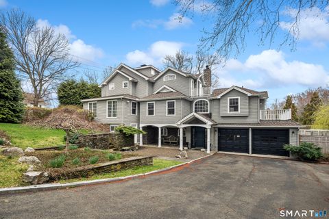 Tiny photo for 370 Rowayton Avenue, Norwalk, CT 06853 (MLS # 24165673)