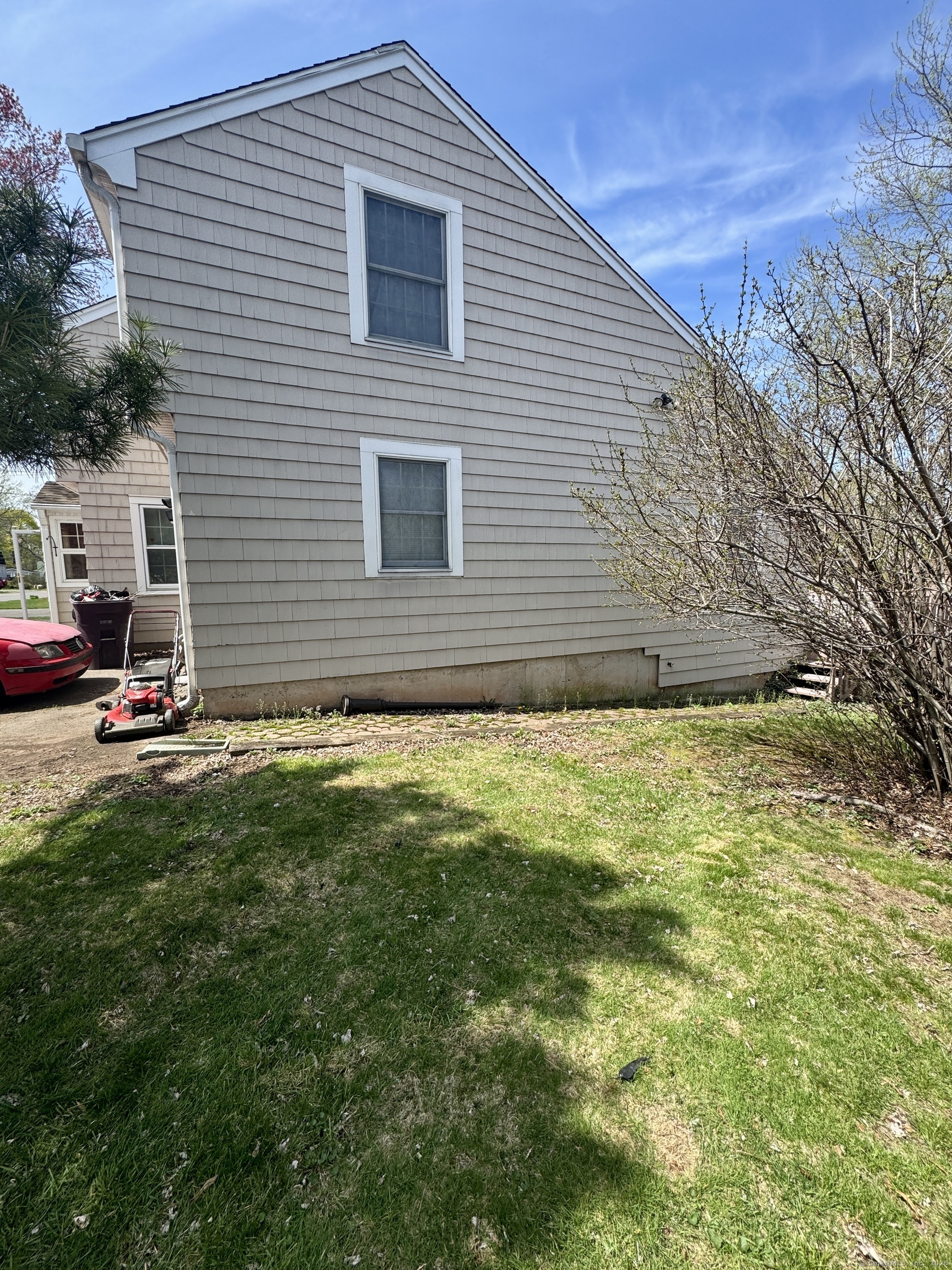 86 Vibberts Avenue, New Britain, Connecticut image 3
