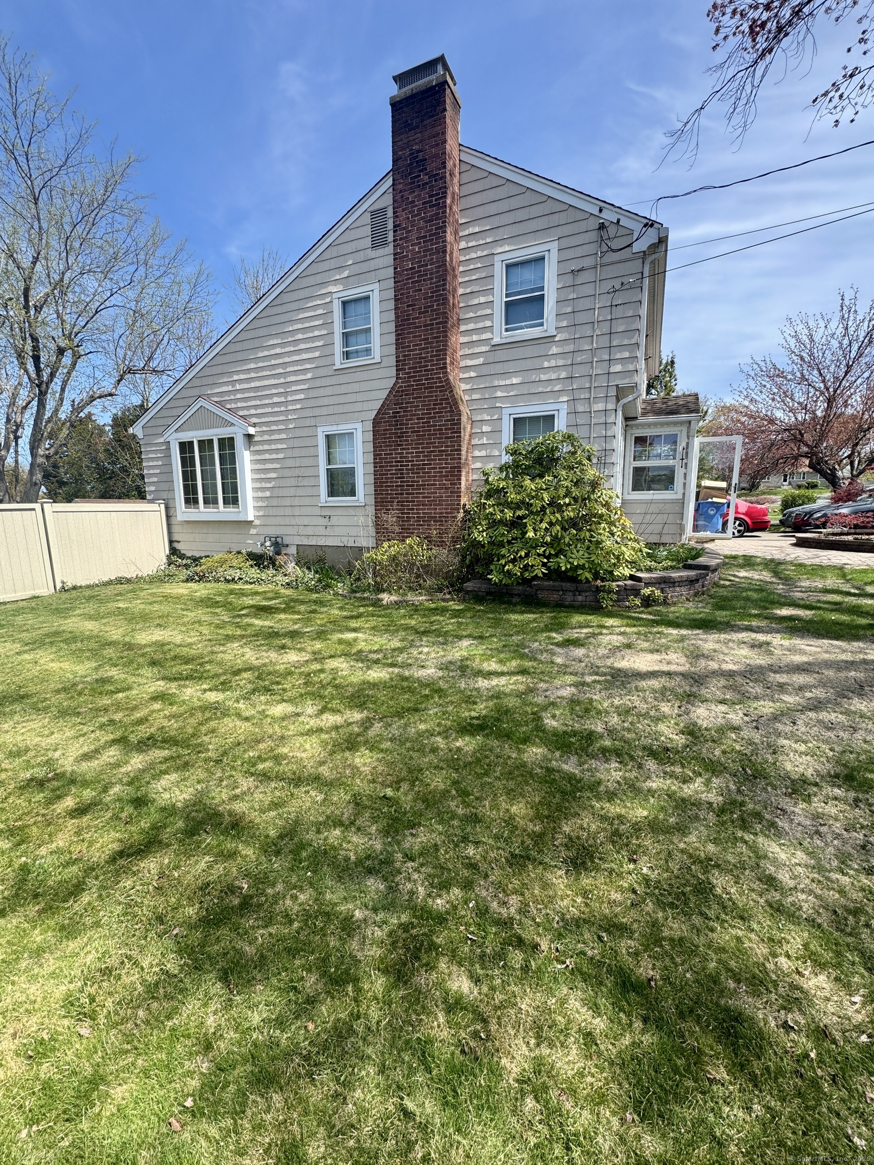 86 Vibberts Avenue, New Britain, Connecticut image 2