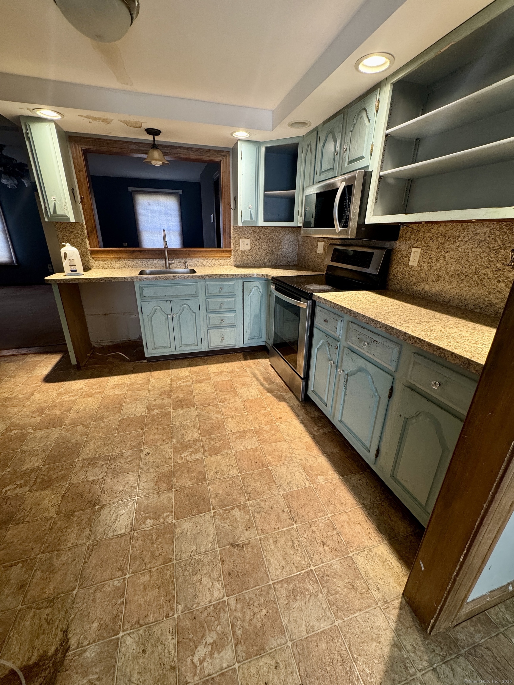 86 Vibberts Avenue, New Britain, Connecticut image 4