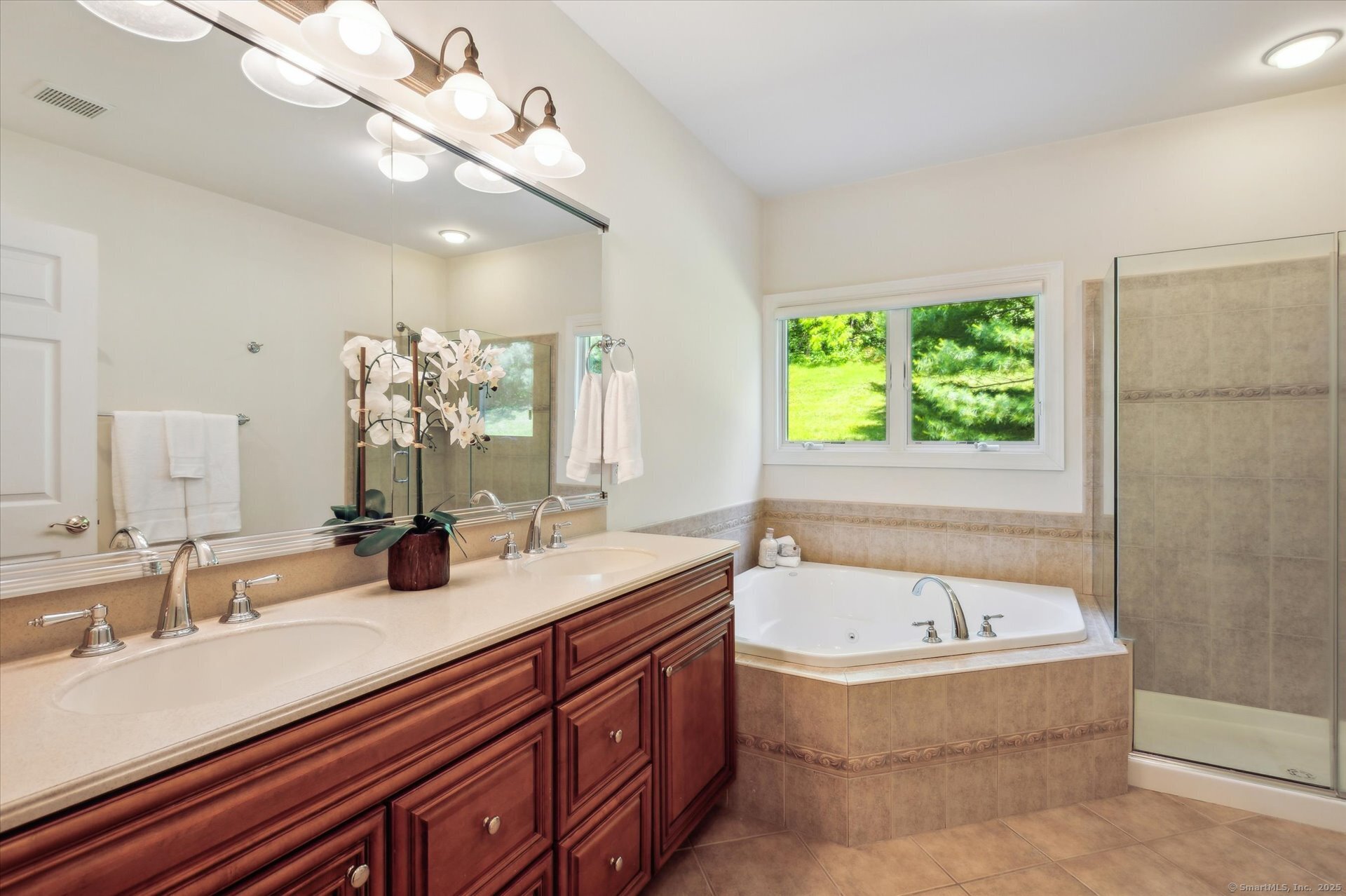 7 Wyndemere #7, Avon, Connecticut image 23