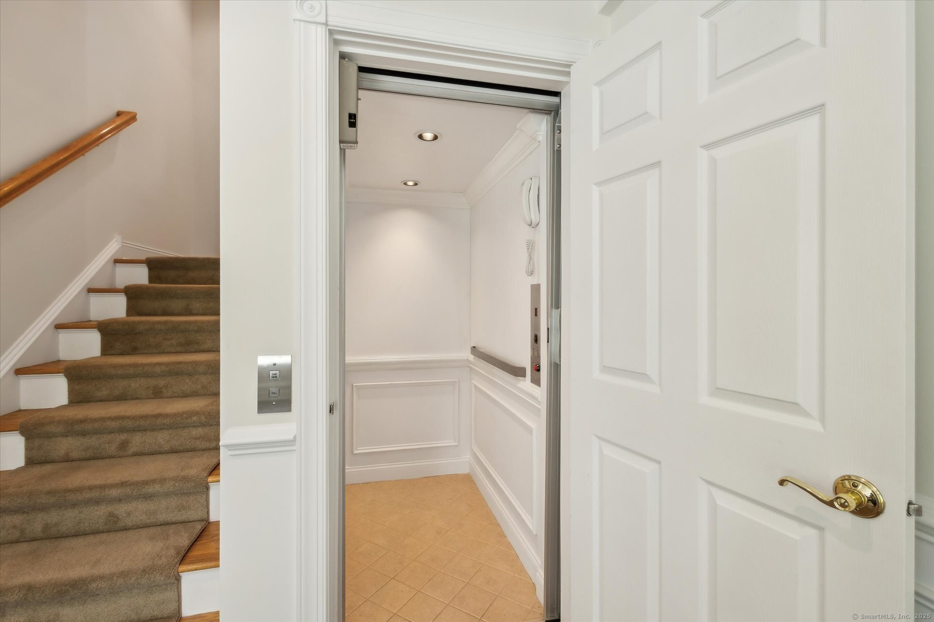 7 Wyndemere #7, Avon, Connecticut image 6