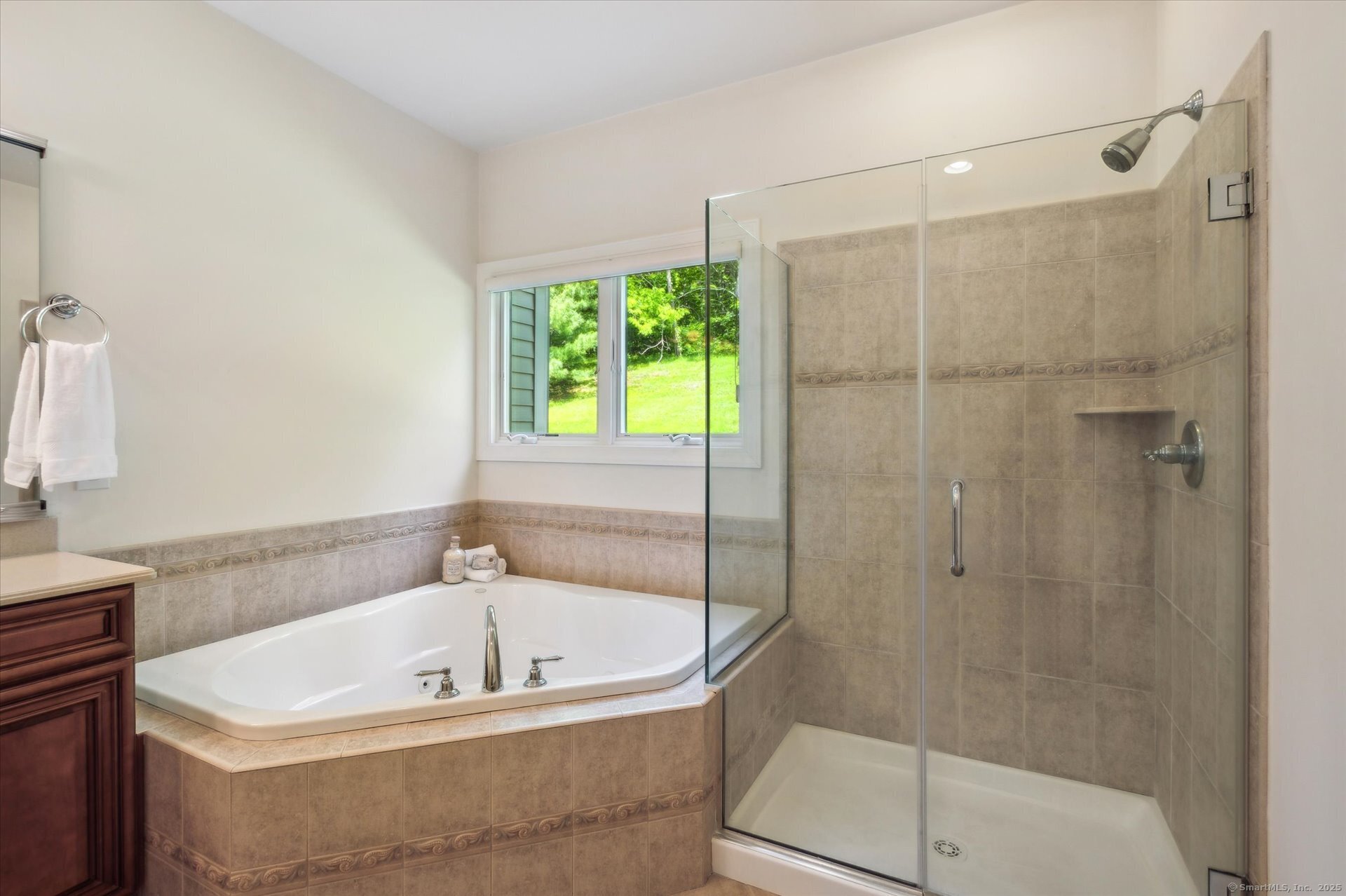 7 Wyndemere #7, Avon, Connecticut image 24