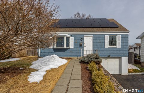 Homes For Sale - 206 Sterling Street<br/> Fairfield, CT 06825