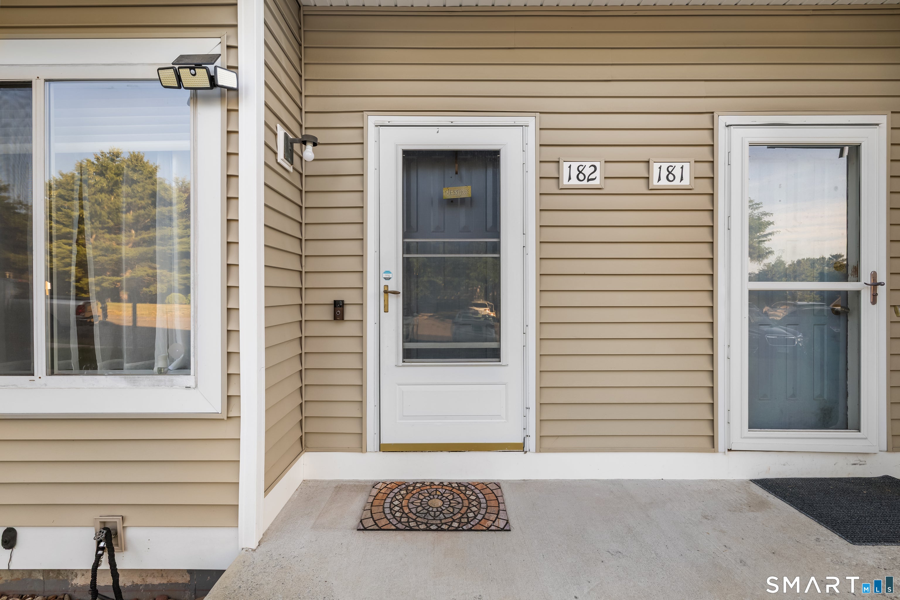 60 Old Town Road 182