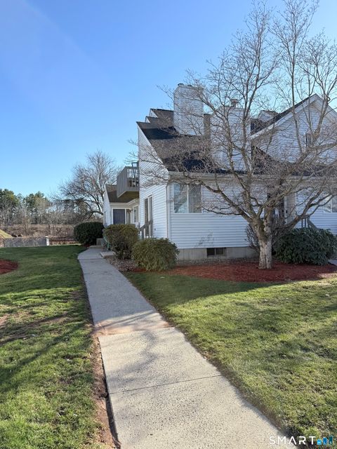 806 Hartford Road C Manchester CT 06040