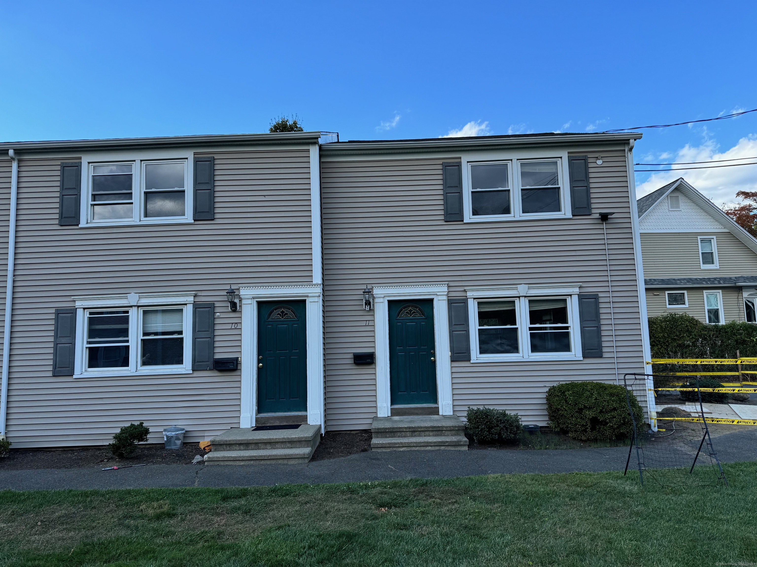 Rental Property at 855 Black Rock Turnpike 11, Fairfield, Connecticut - Bedrooms: 2 
Bathrooms: 1 
Rooms: 4  - $2,400 MO.