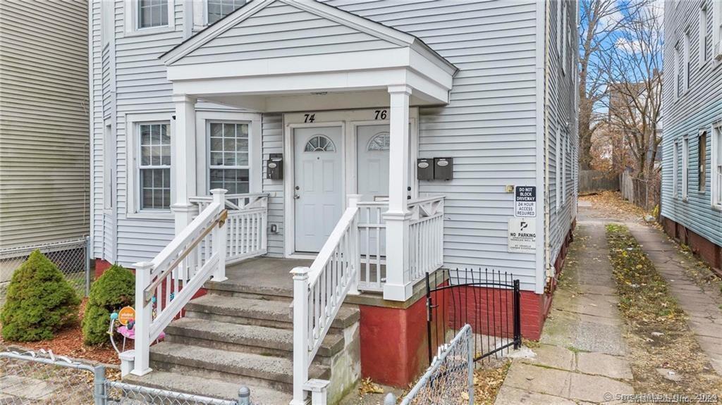 Rental Property at 76 Shelton Avenue 2, New Haven, Connecticut - Bedrooms: 4 
Bathrooms: 2 
Rooms: 8  - $2,600 MO.