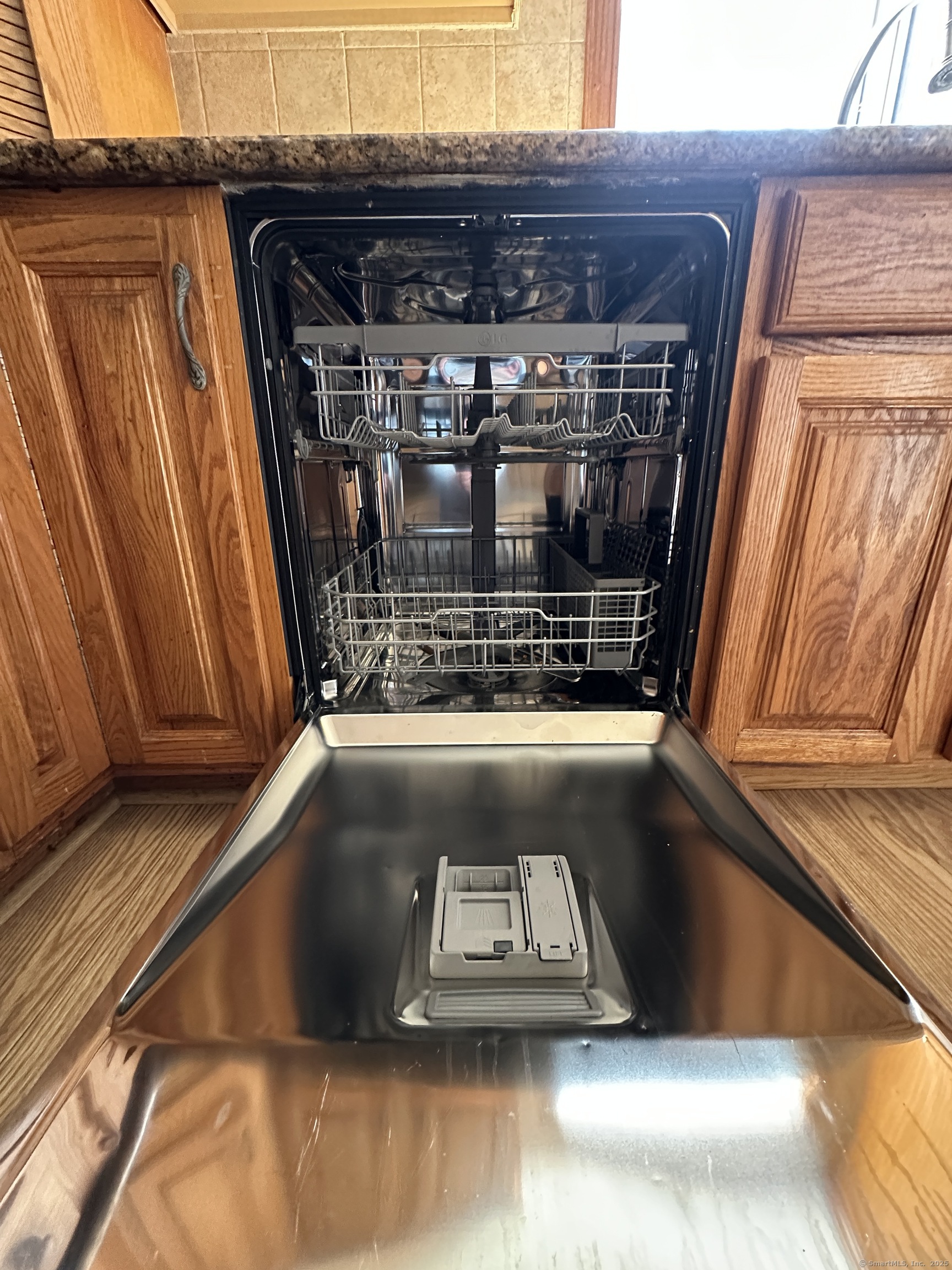 42 Juniper Road, Southington, Connecticut image 24