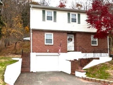 30 Clinton Place Wallingford CT 06492