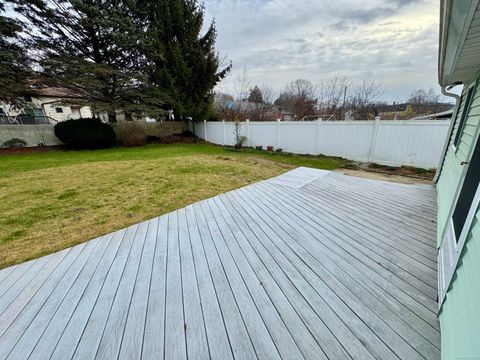 Tiny photo for 30 N Chestnut Street, Plainfield, CT 06387 (MLS # 24143852)