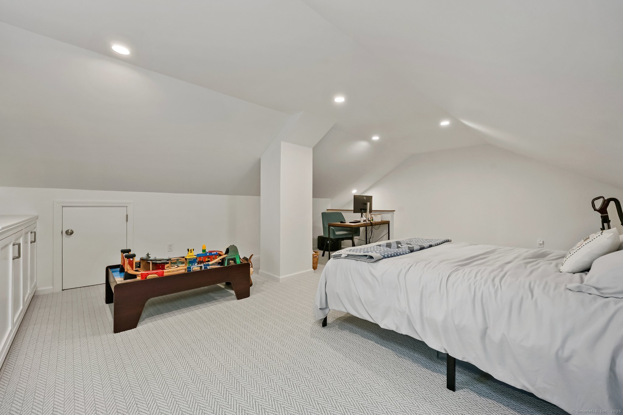 63 Indian Harbor Drive #APT 5, Greenwich, Connecticut image 23
