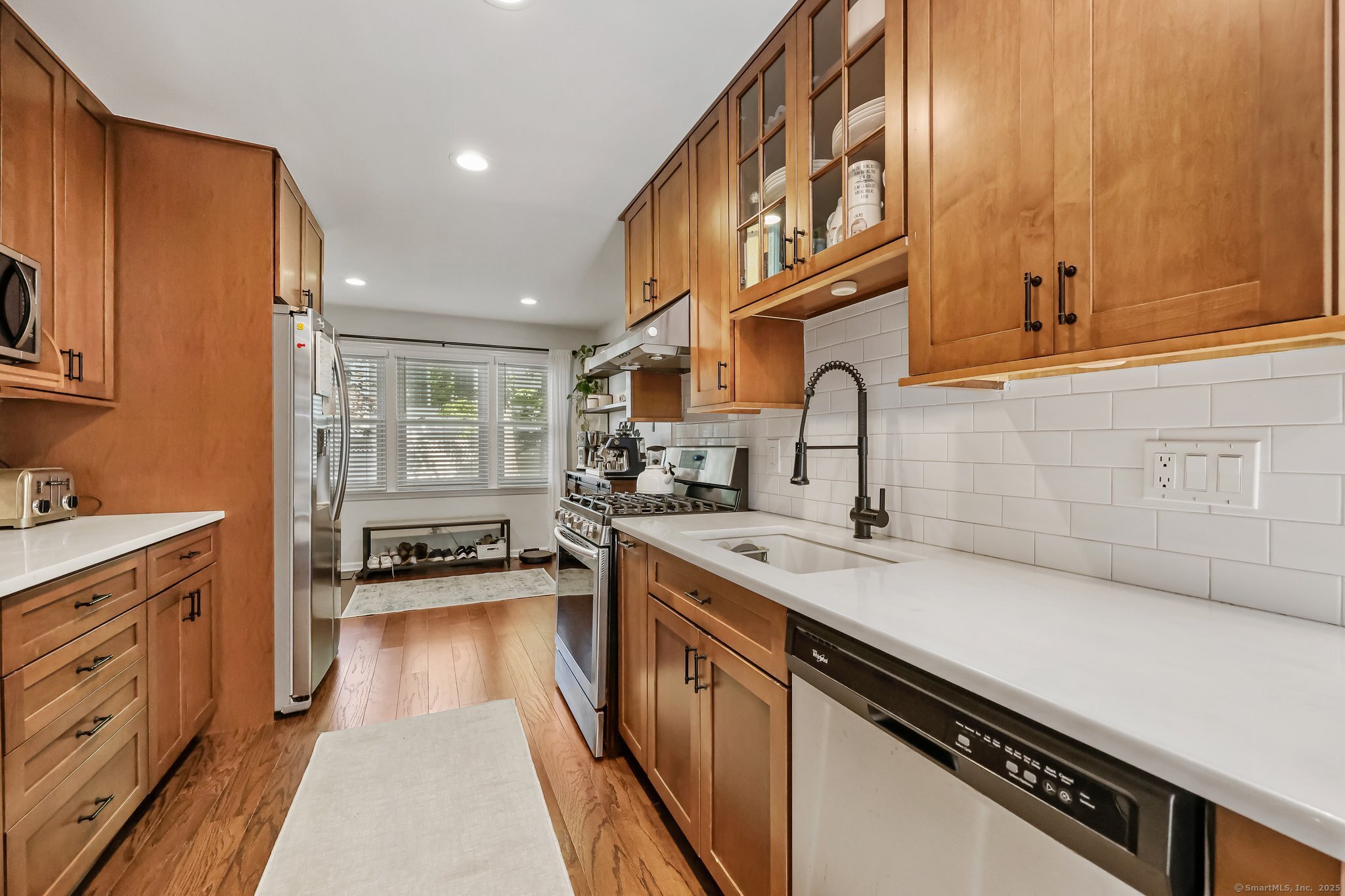 63 Indian Harbor Drive #APT 5, Greenwich, Connecticut image 4