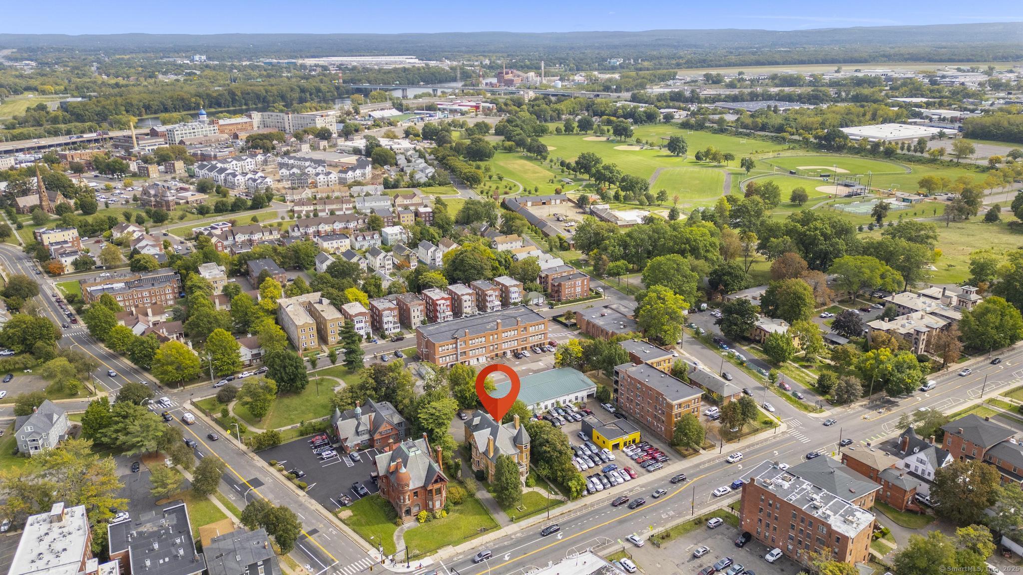 14 Wethersfield Avenue