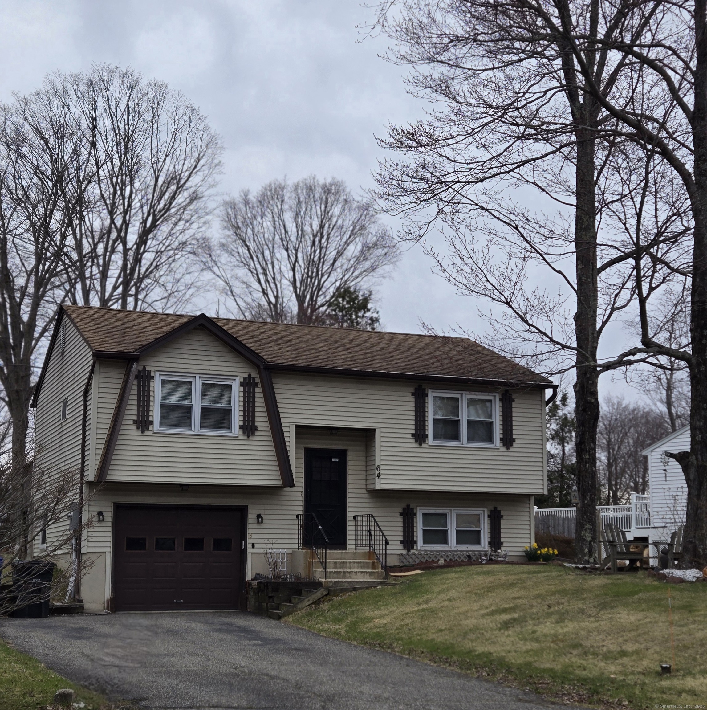 64 Settlers Lane, Torrington, Connecticut image 1