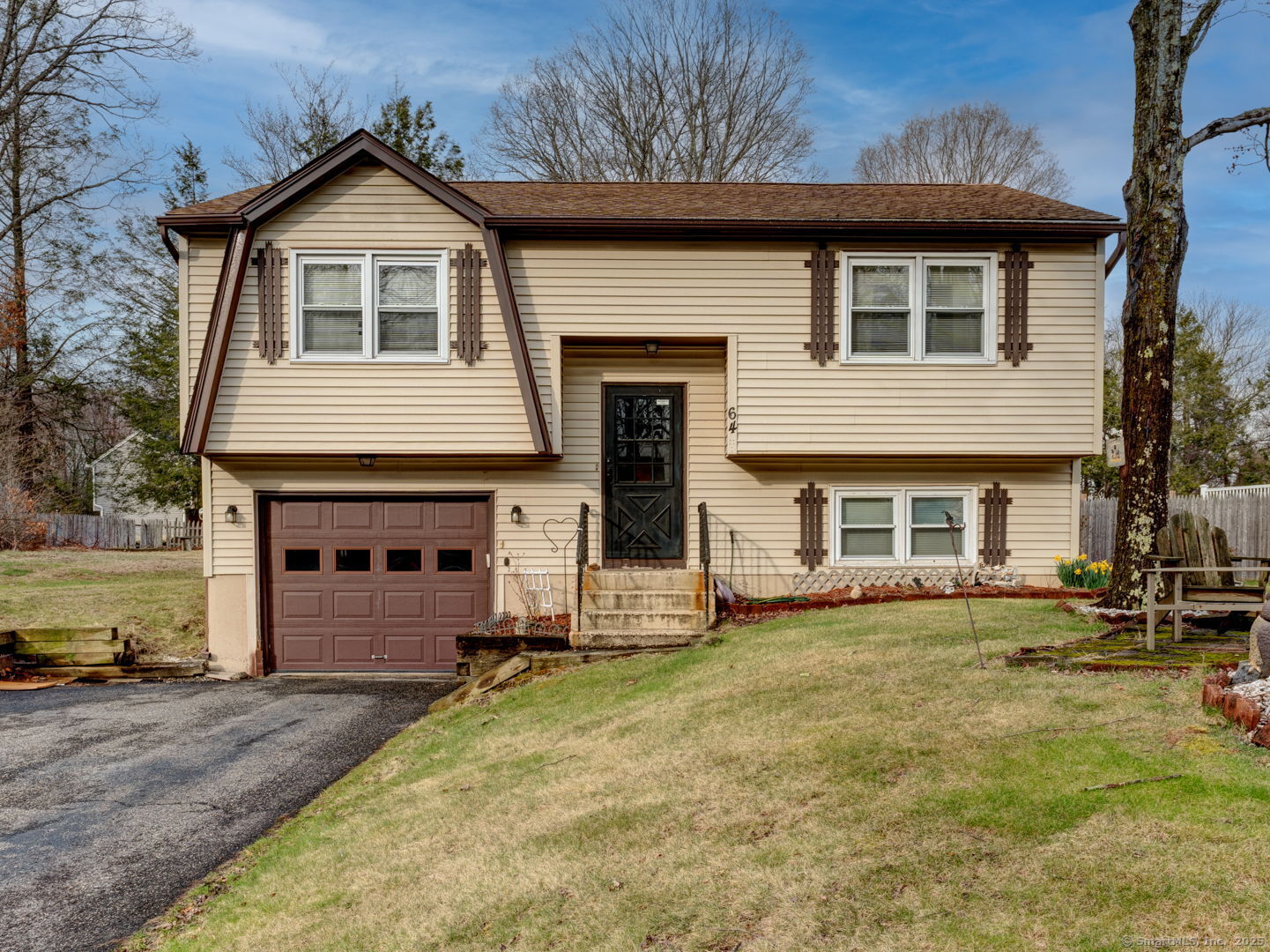 64 Settlers Lane, Torrington, Connecticut image 2