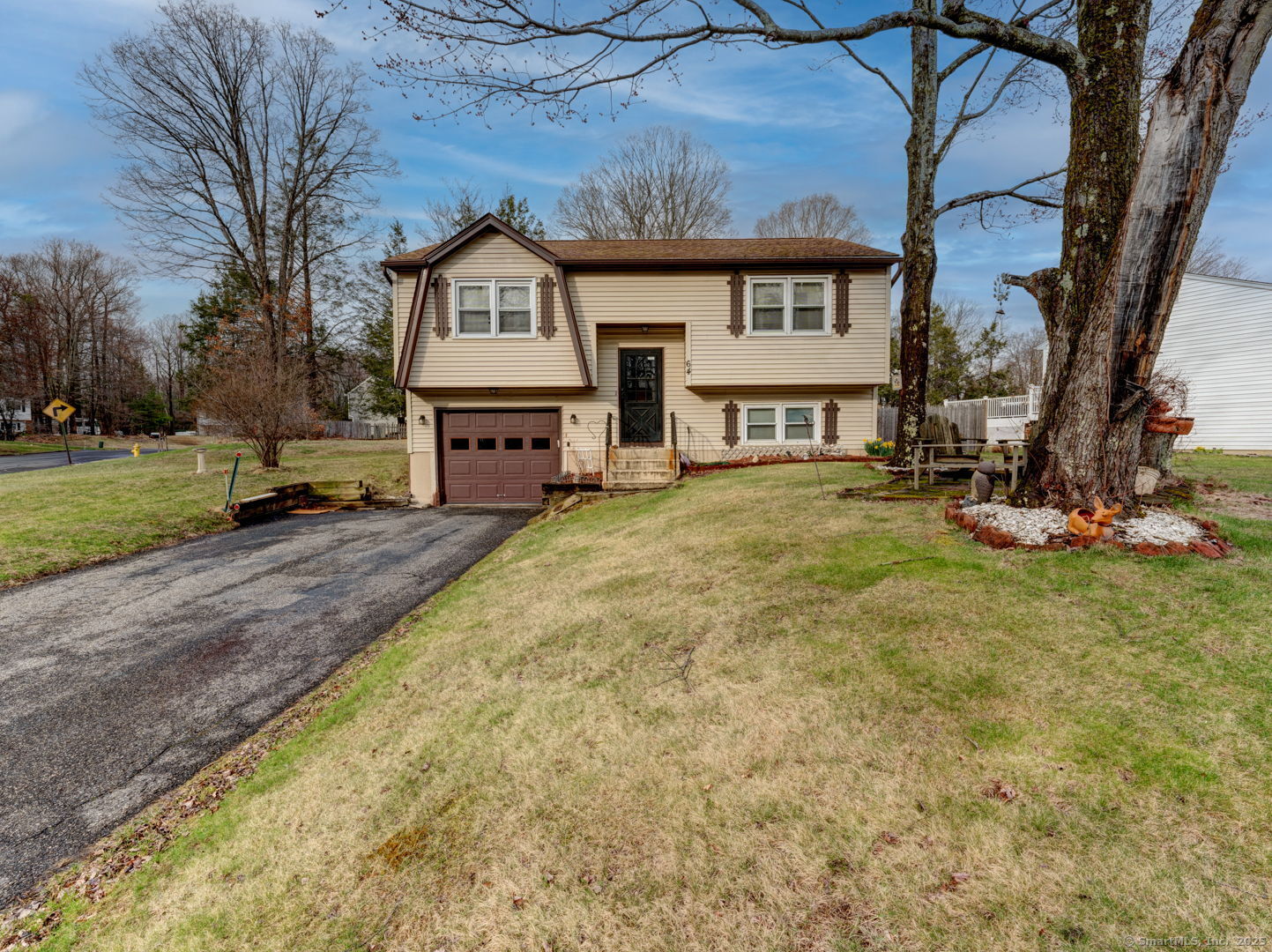 64 Settlers Lane, Torrington, Connecticut image 3