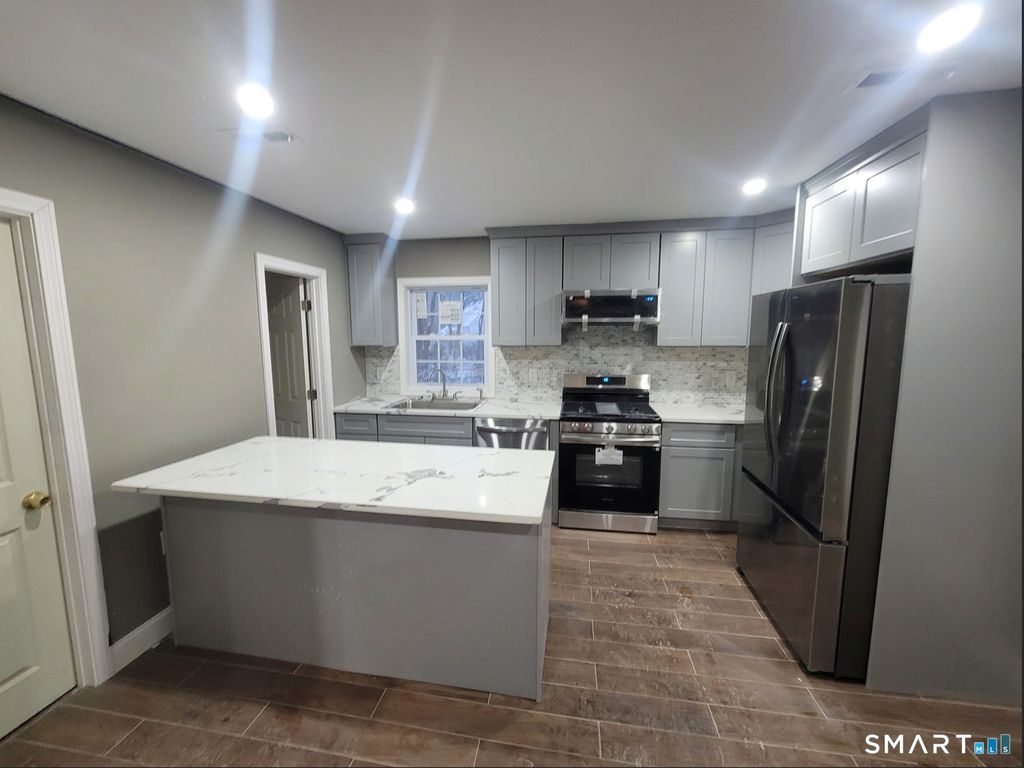 Photo of 1050 Jarvis Street, Cheshire, CT 06410 (MLS # 24149778)