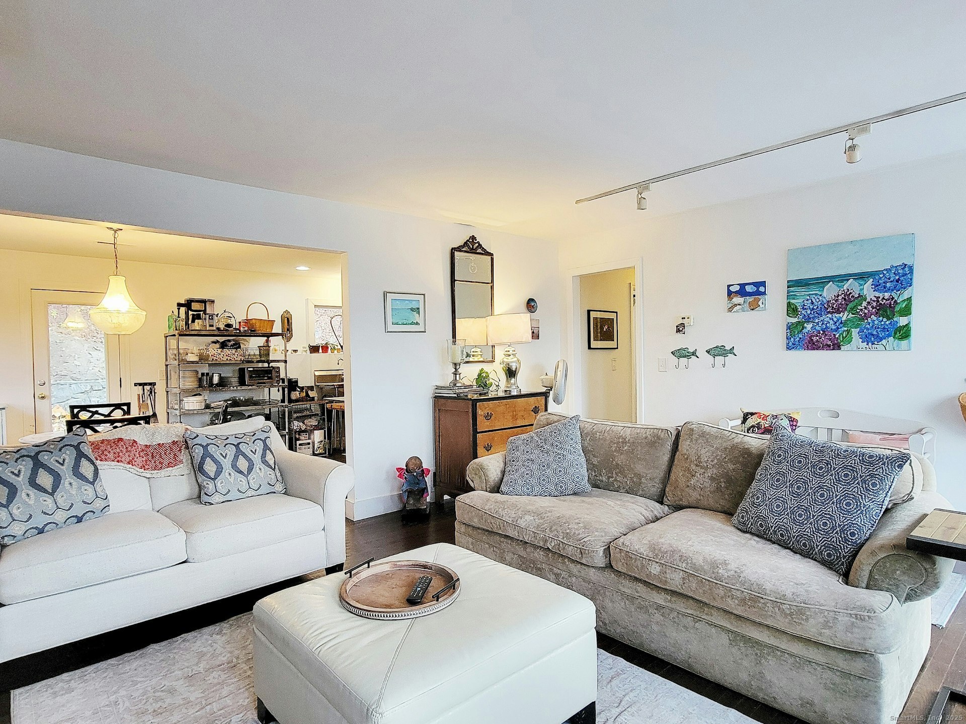 4 Candlewood Knolls Road