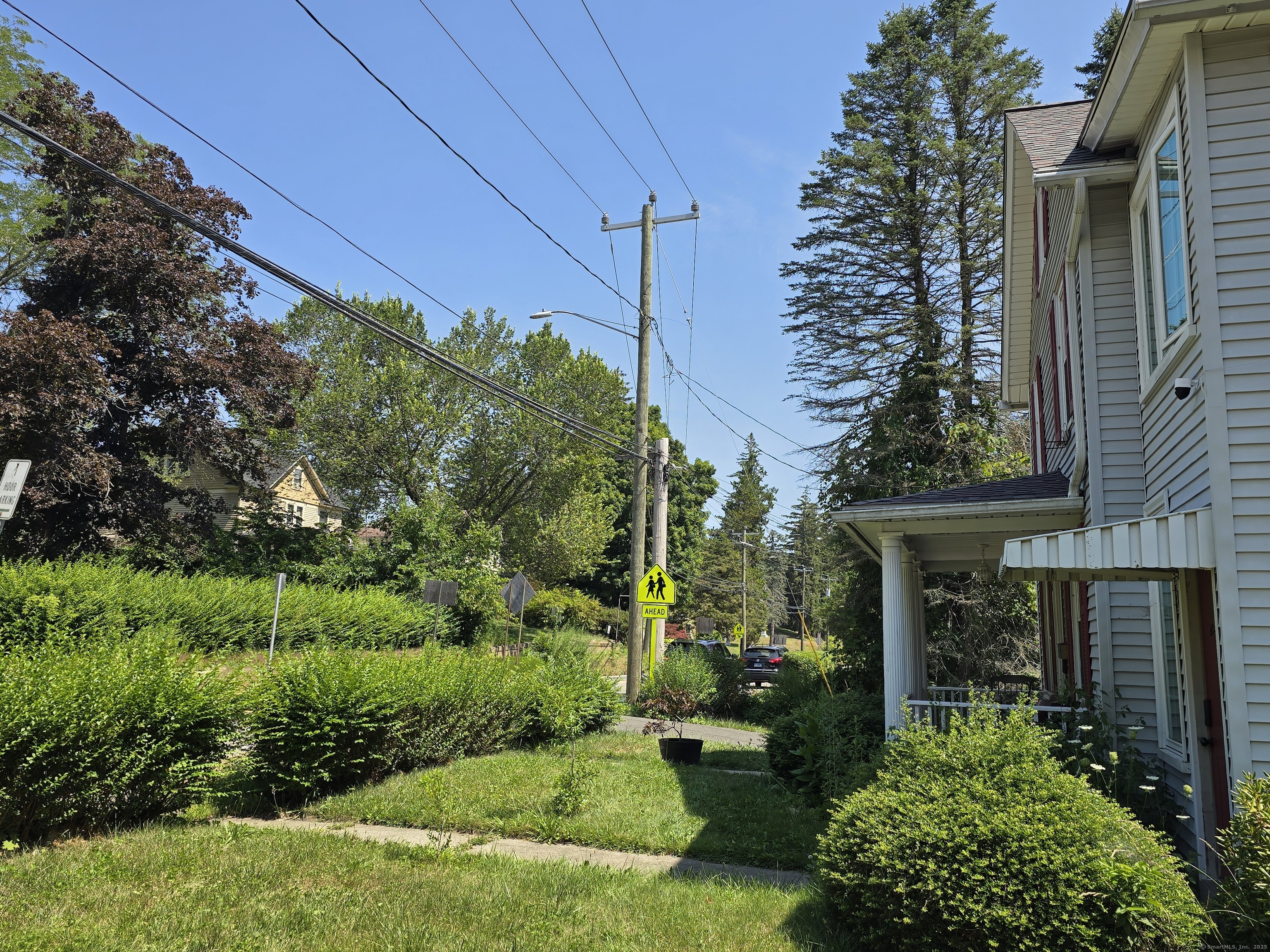 Plymouth, Connecticut 06786, United States, 2 Bedrooms Bedrooms, ,2 BathroomsBathrooms,Residential,Active,184525