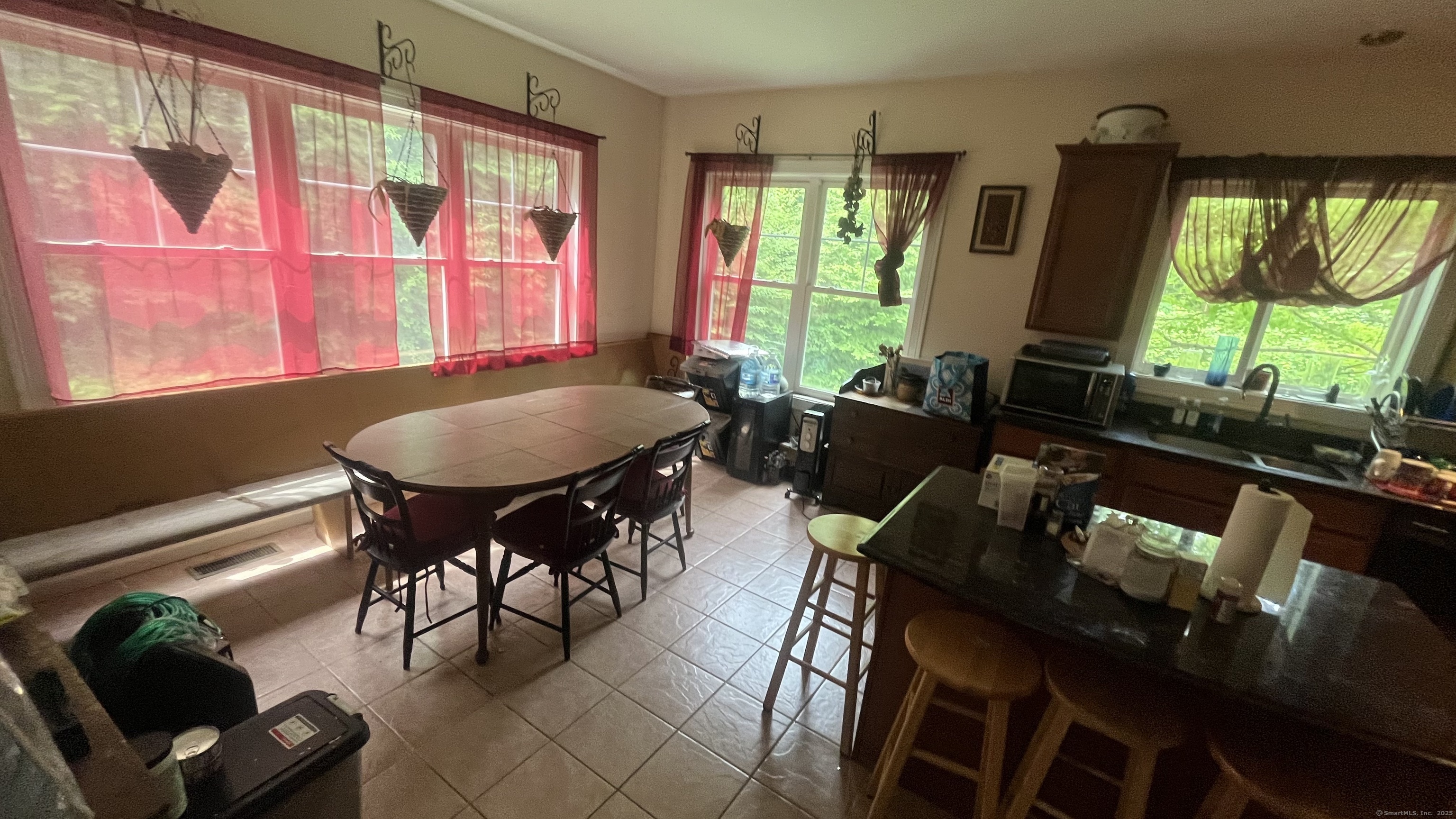 49 Ratlum Mountain Road