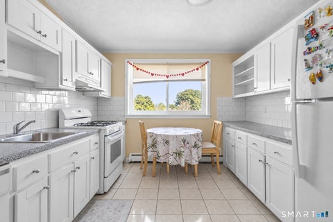 Tiny photo for 4 Van Zant Street #B18, Norwalk, CT 06855 (MLS # 24205032)