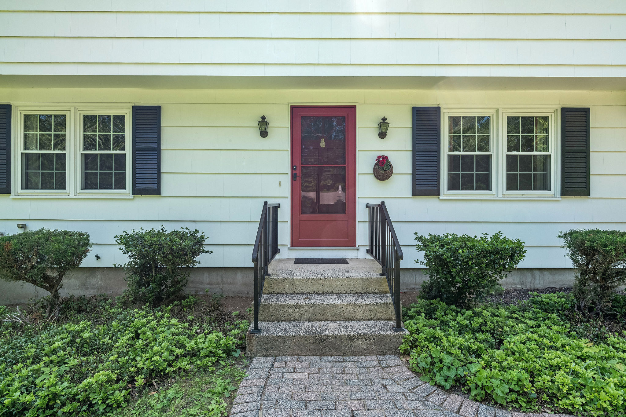 32 Nutmeg Lane