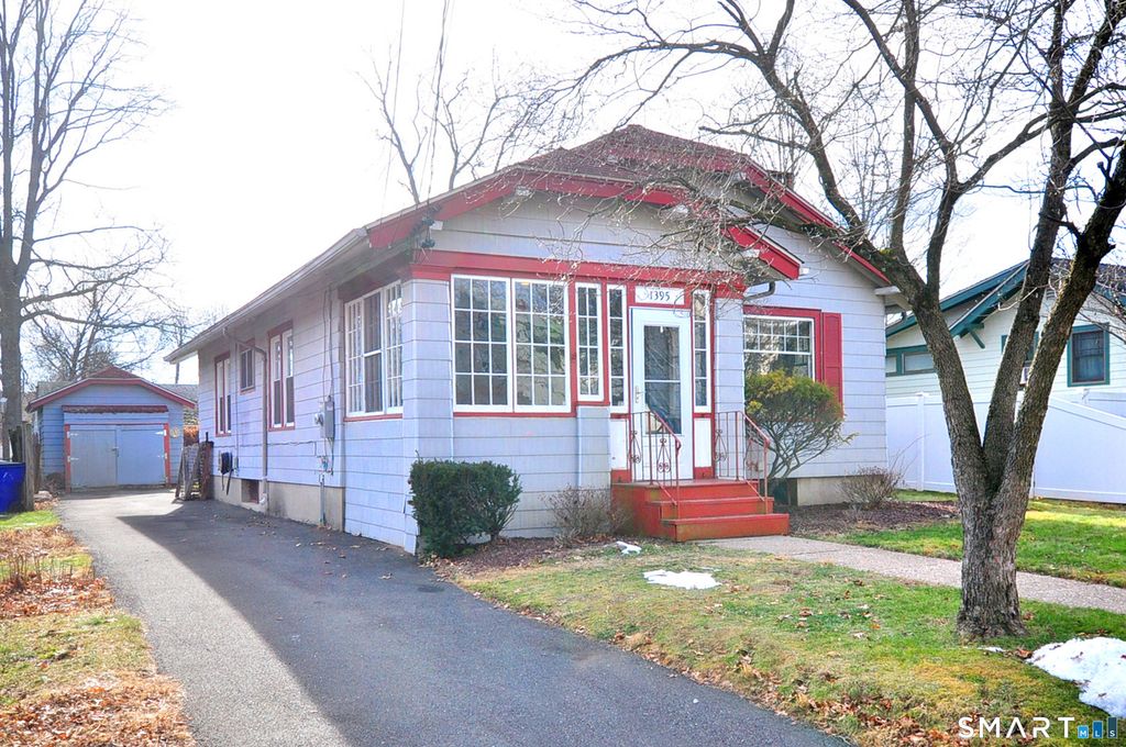 Photo of 1395 Boulevard, West Hartford, CT 06119 (MLS # 24146308)