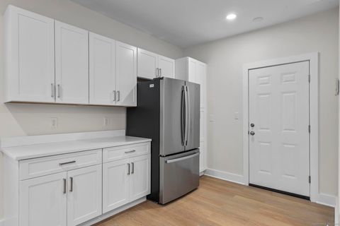 Tiny photo for 1546 Chapel Street #5, New Haven, CT 06511 (MLS # 24179036)