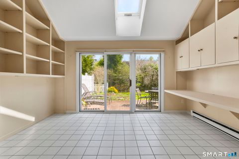 Tiny photo for 203 Lansdowne #203, Westport, CT 06880 (MLS # 24157312)