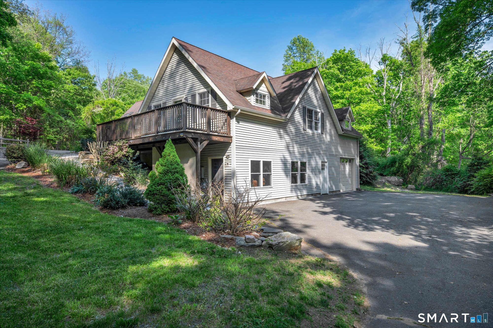 19 Moodus Leesville Road