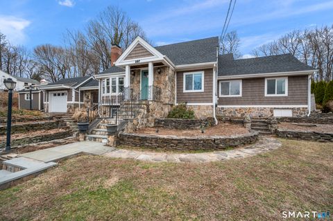 Photo of 297 South Road, Farmington, CT 06032 (MLS # 24162899)