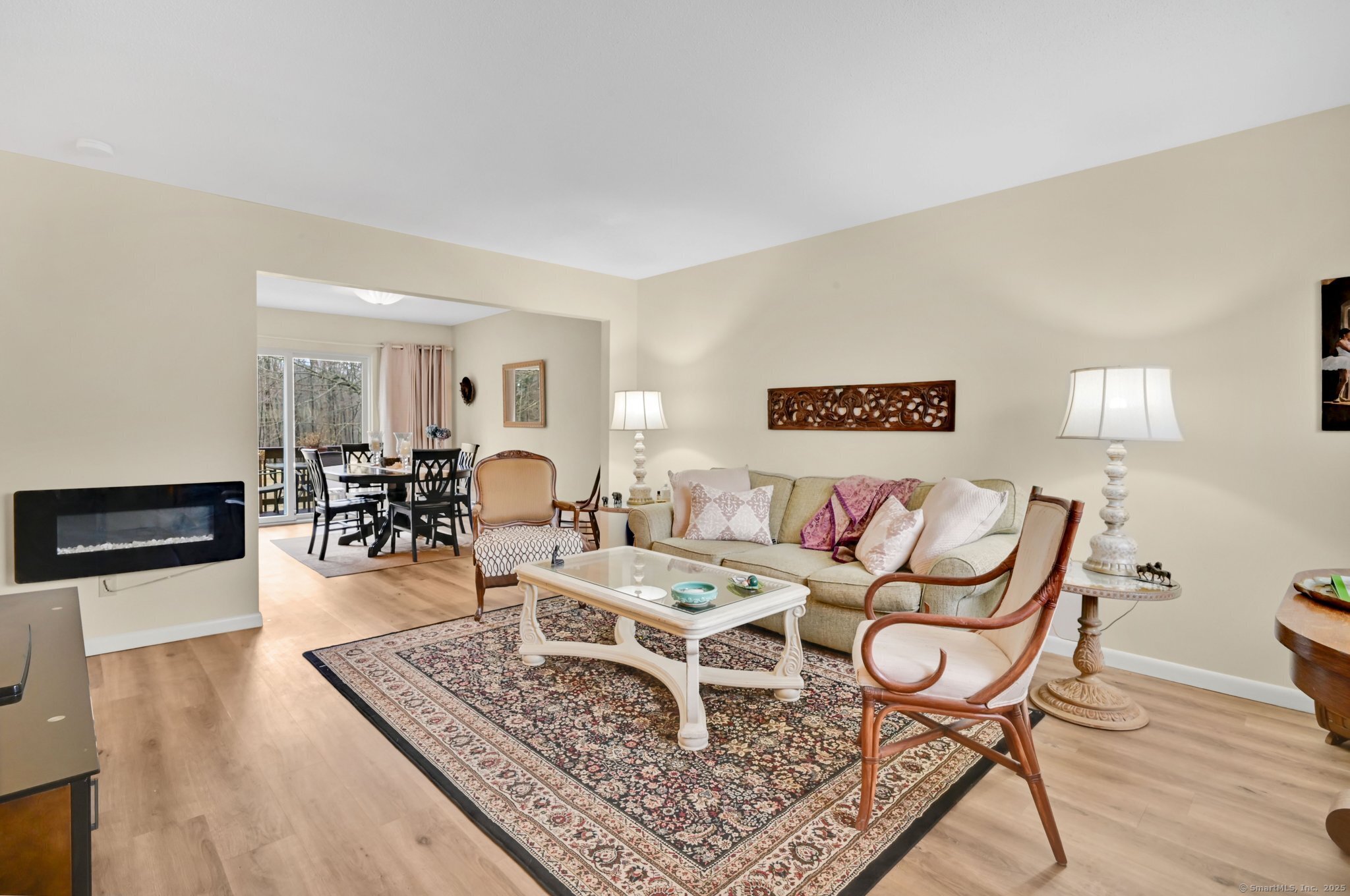 745 Merrow Road #APT 131, Coventry, Connecticut image 8