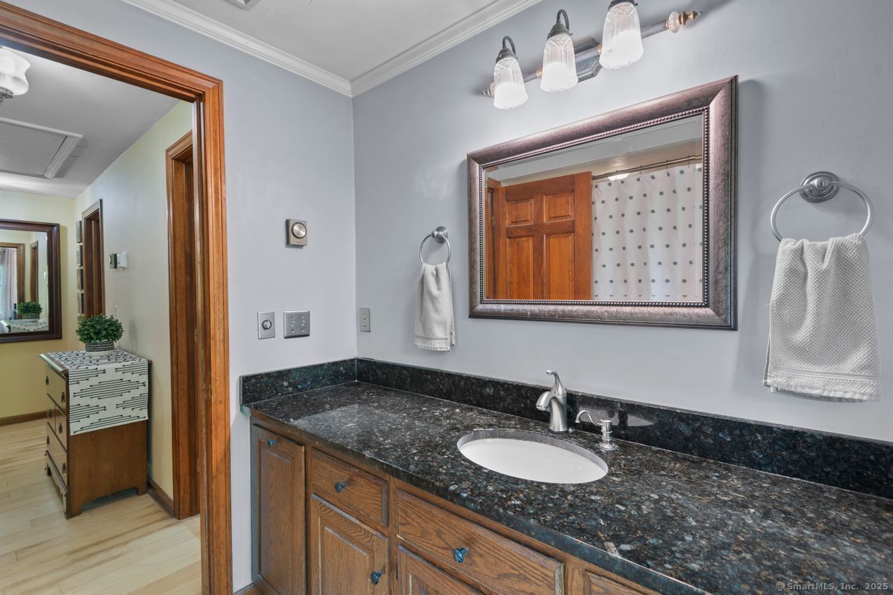8 King James Drive, East Lyme, Connecticut image 32