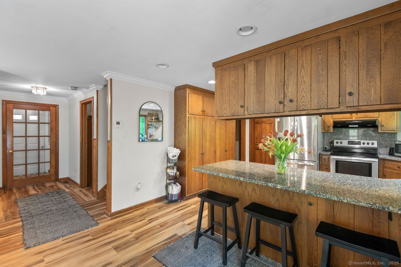 8 King James Drive, East Lyme, Connecticut image 5