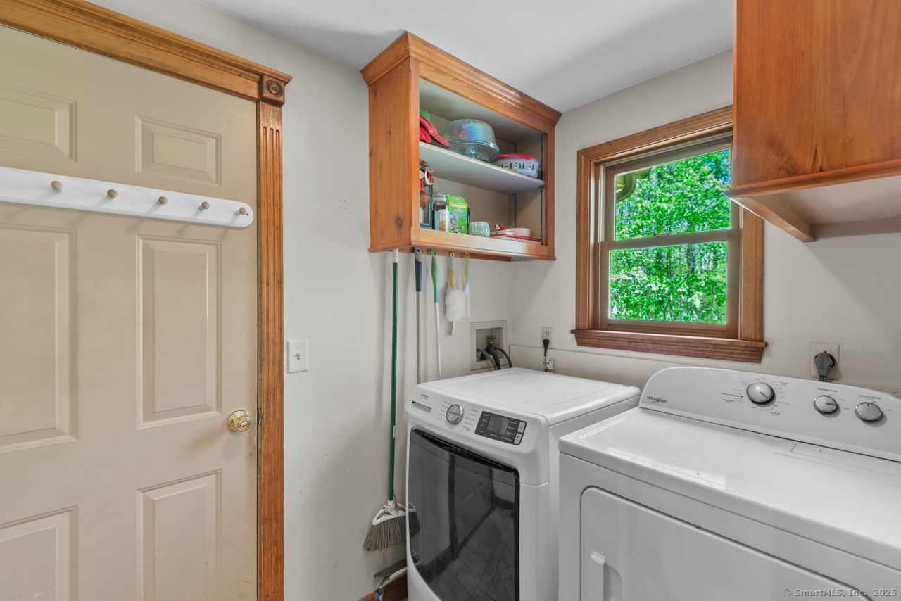 8 King James Drive, East Lyme, Connecticut image 16