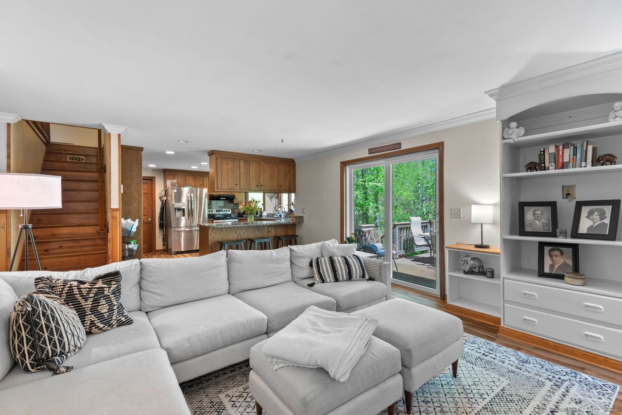 8 King James Drive, East Lyme, Connecticut image 4