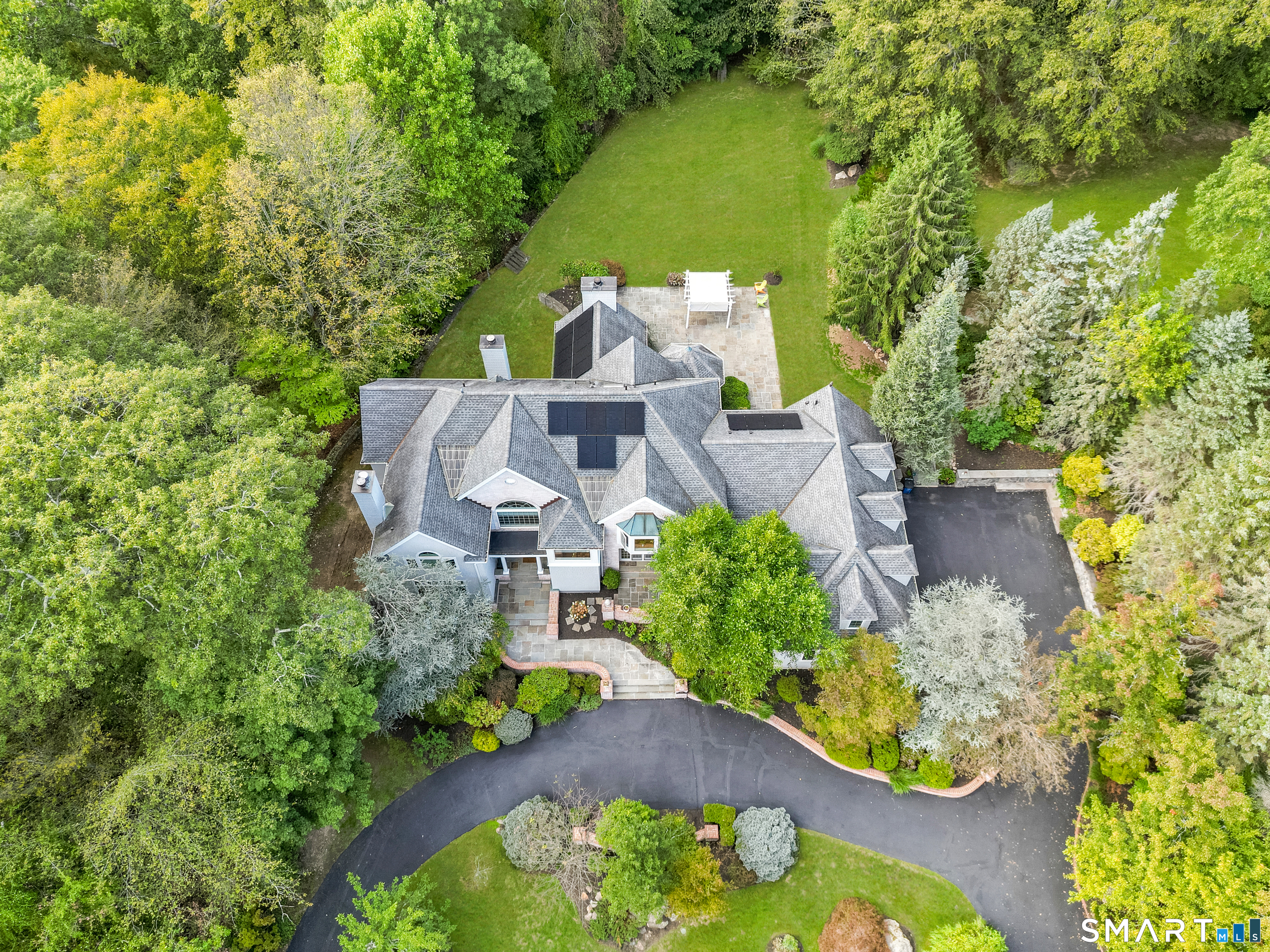 39 Running Brook Lane