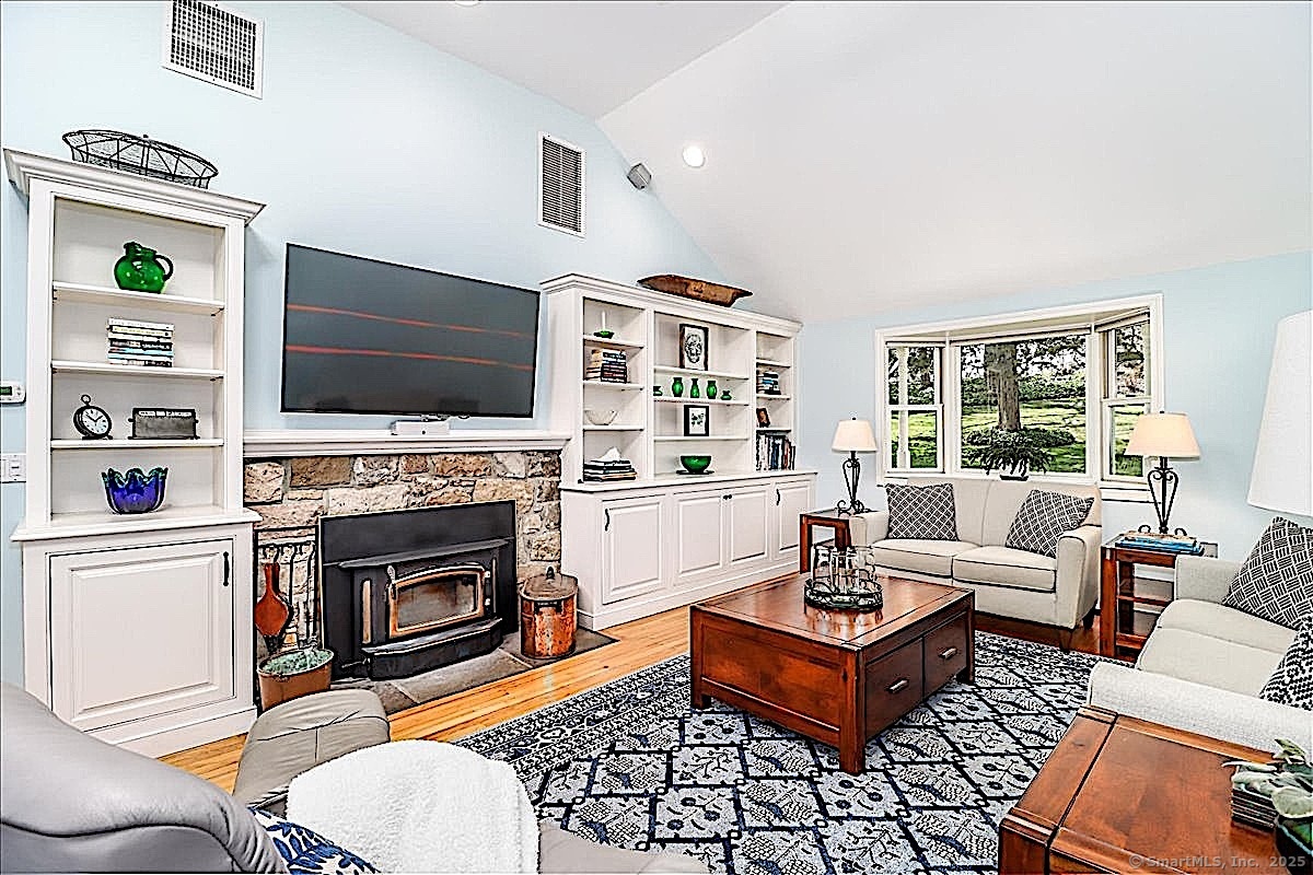 75 Codfish Hill Road, Bethel, Connecticut image 11