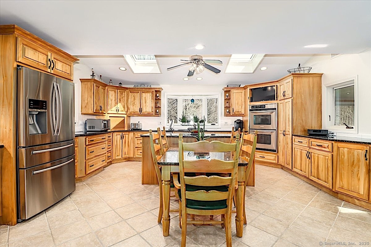 75 Codfish Hill Road, Bethel, Connecticut image 14