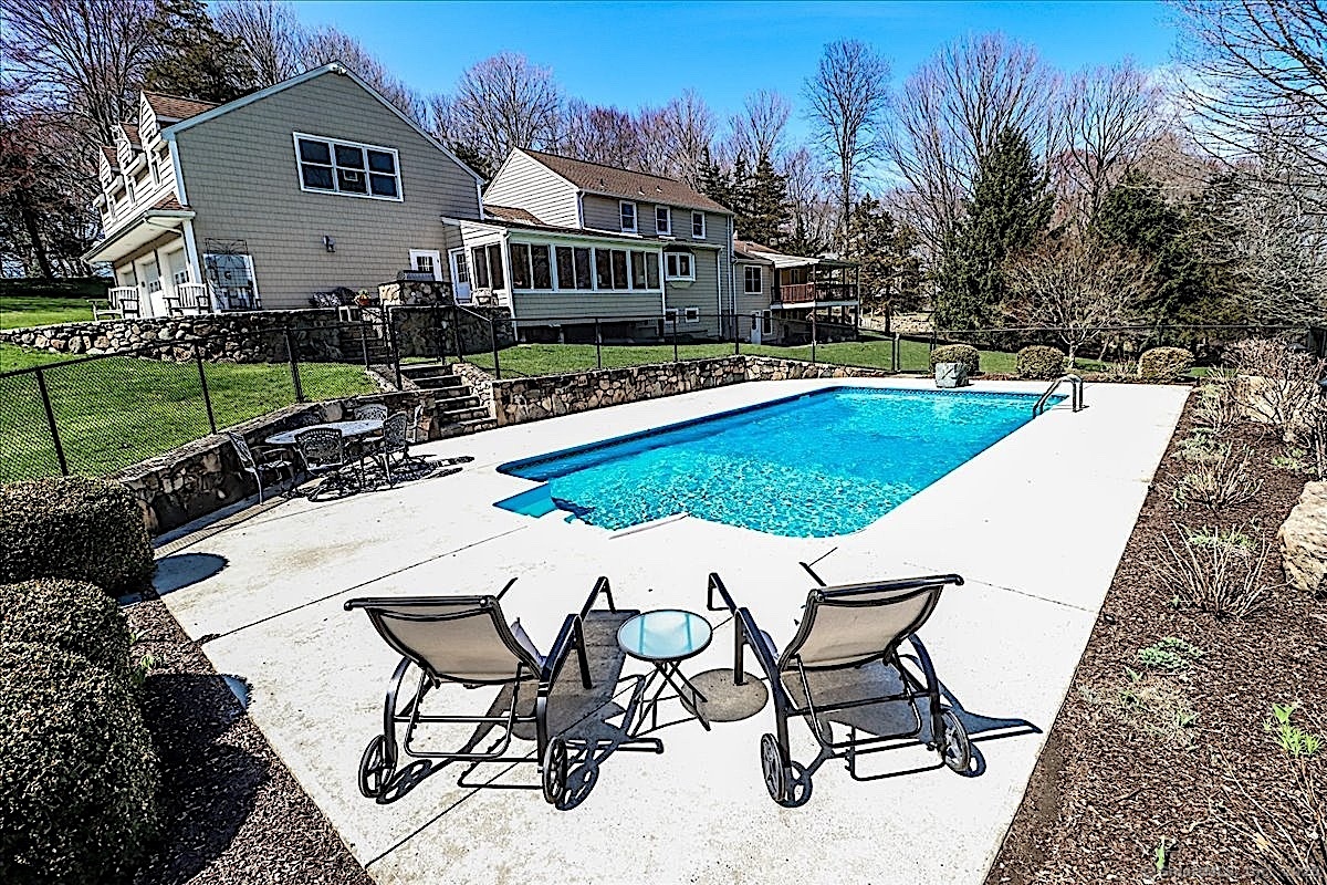 75 Codfish Hill Road, Bethel, Connecticut image 6