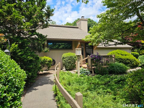 Photo of 75 Mallard Drive #75, Farmington, CT 06001 (MLS # 24186787)
