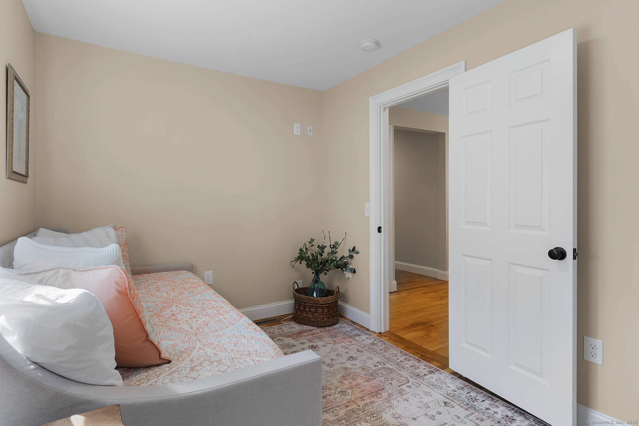 18 Quaker Lane, Southington, Connecticut image 18