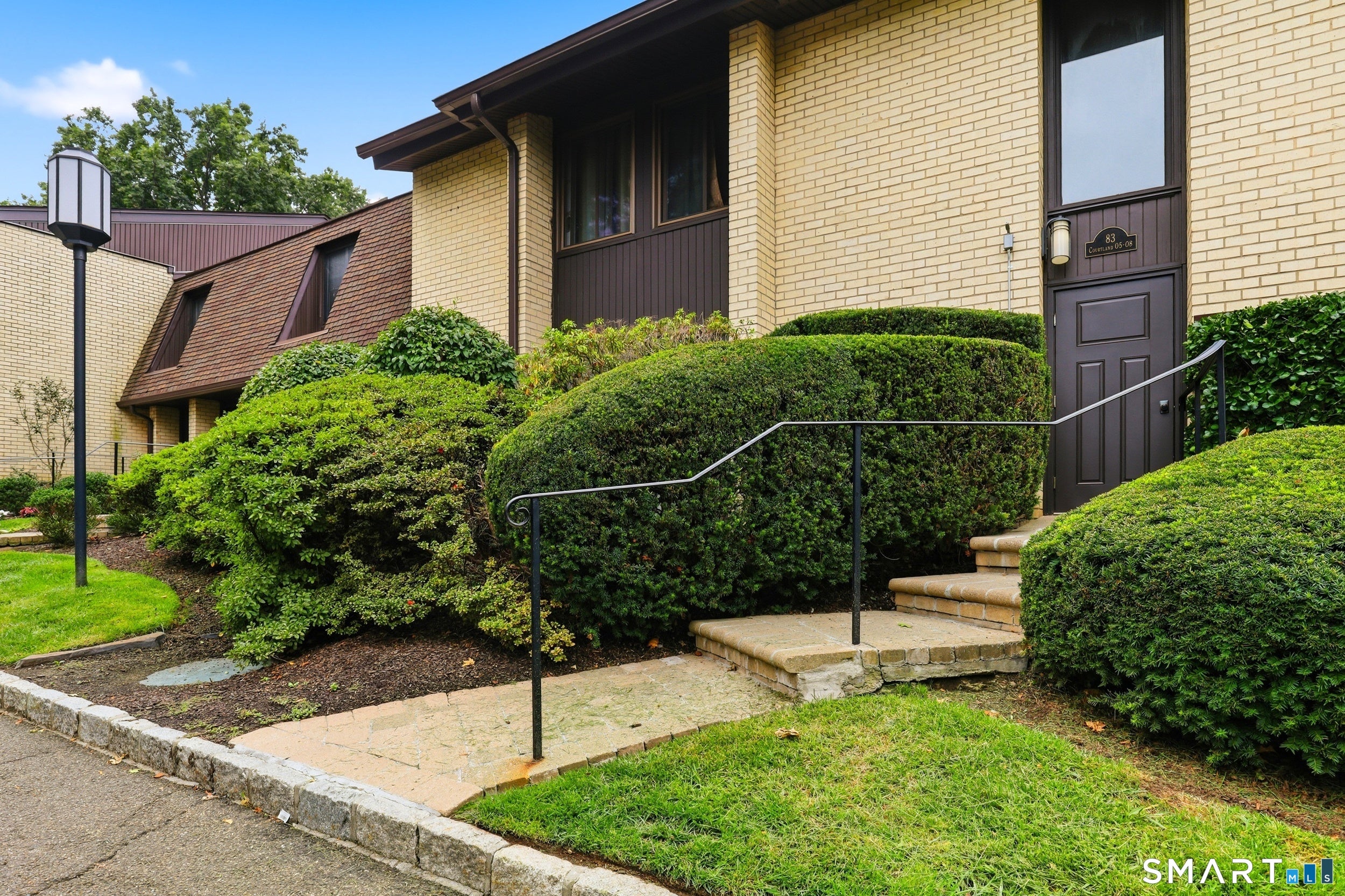 83 Courtland Avenue 5